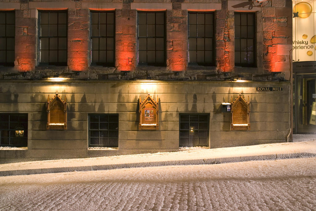 The Witchery By The Castle Edinburgh Exterior photo