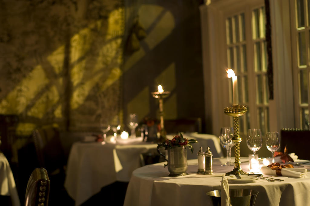 The Witchery By The Castle Edinburgh Exterior photo