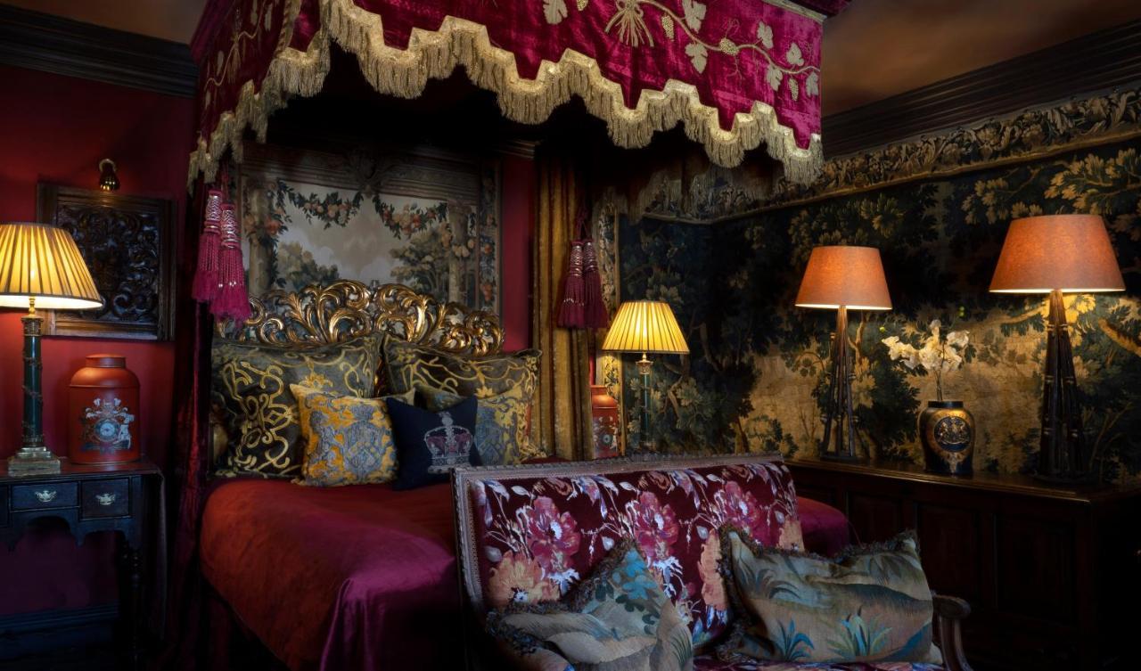The Witchery By The Castle Edinburgh Exterior photo